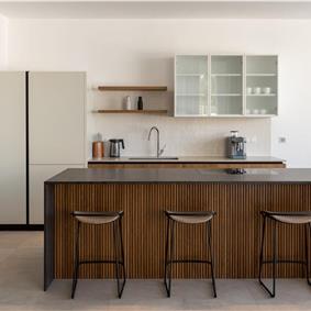 4-Bedroom Luxury Villa with Heated Pool, Ciovo near Trogir – Sleeps 8